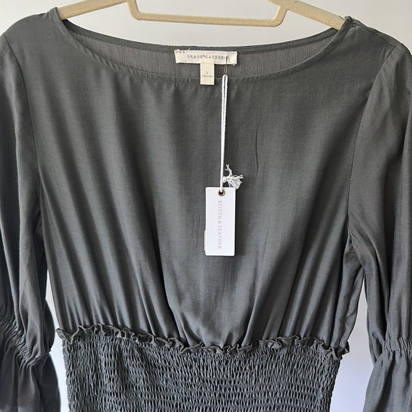 Smocked skirt dress - Picture 2 of 5